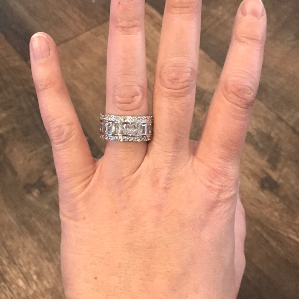 Cubic Zirconia Band 9
